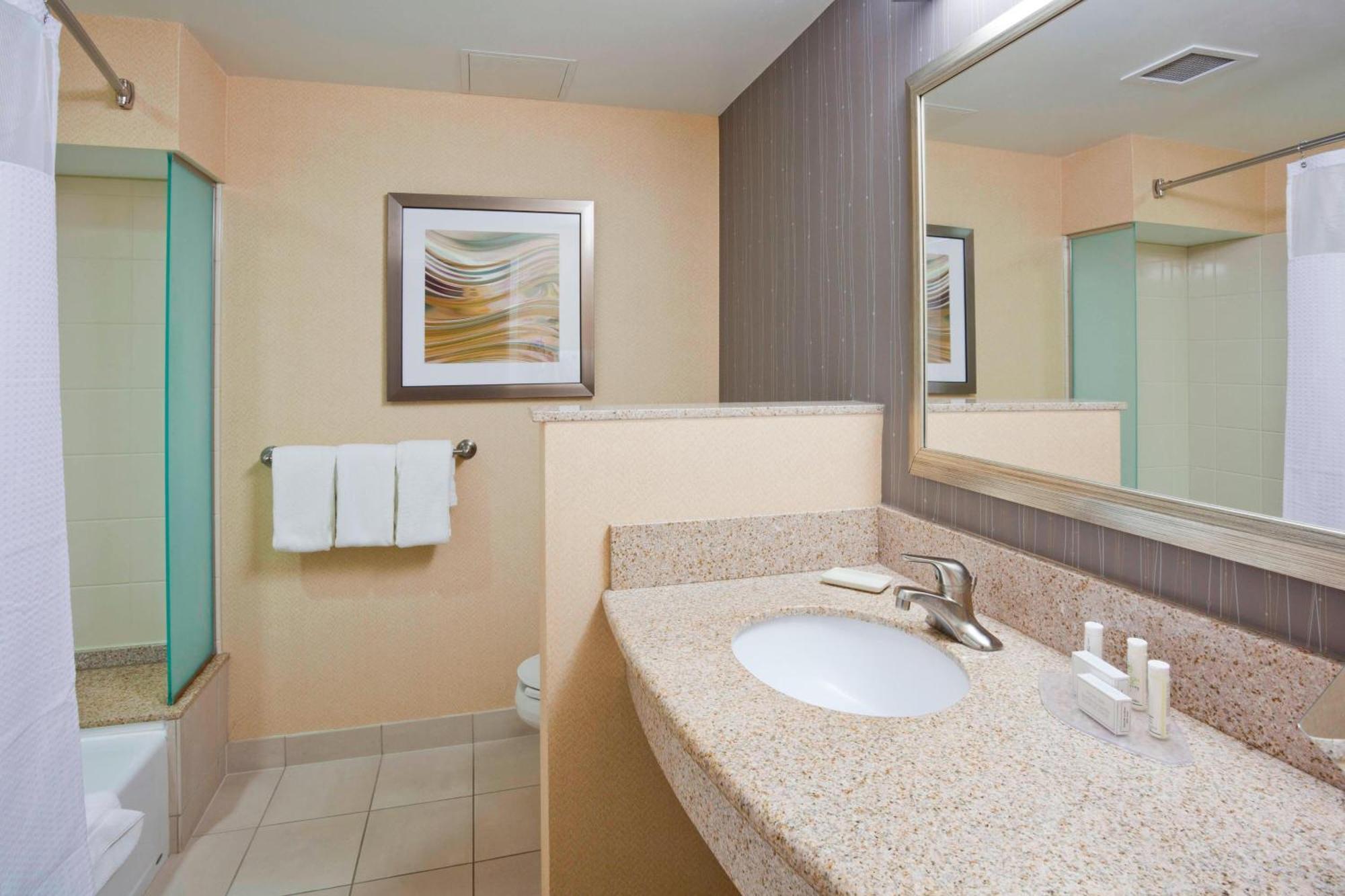 Courtyard Rochester Mayo Clinic Area/Saint Marys Εξωτερικό φωτογραφία