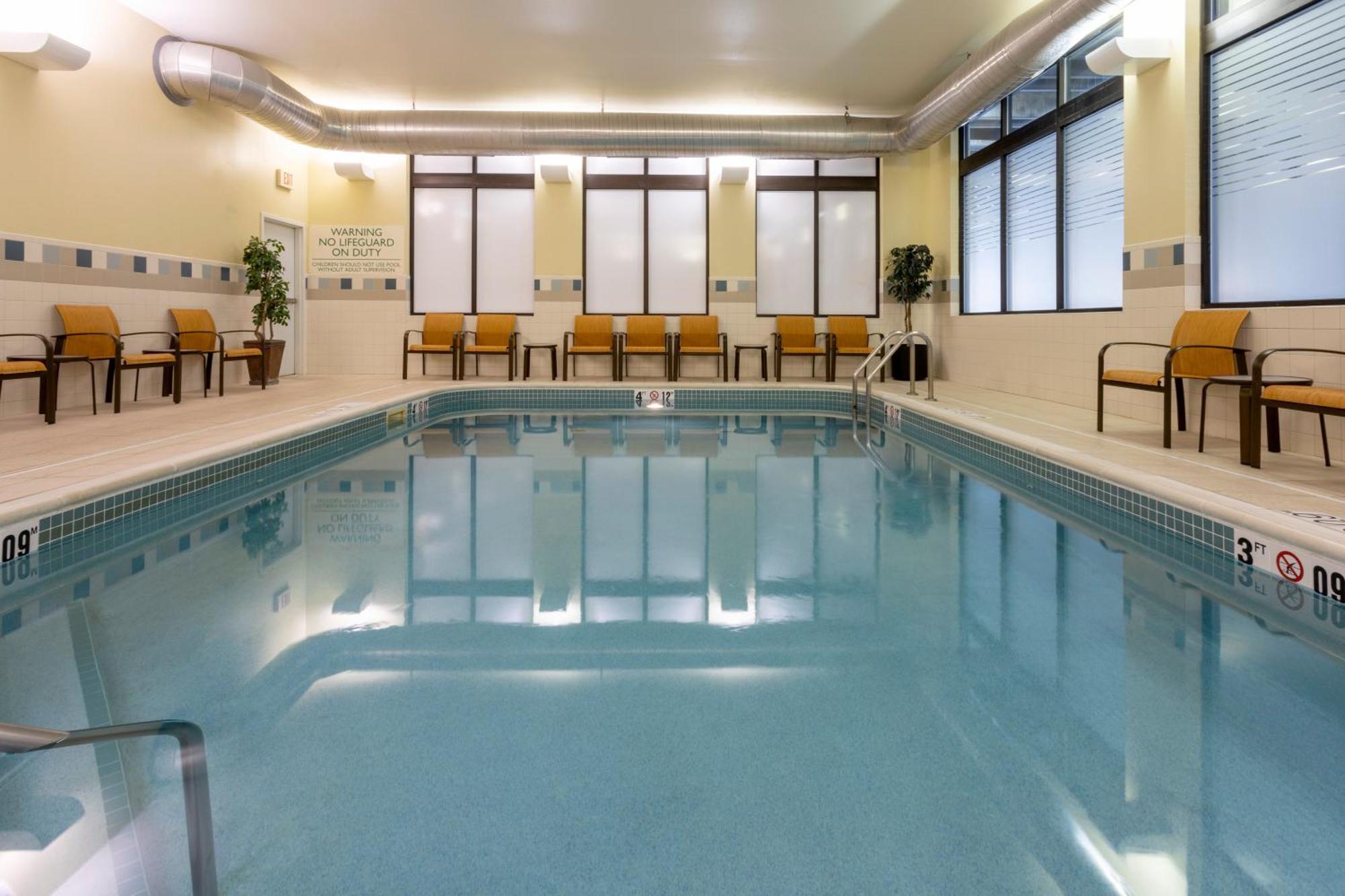 Courtyard Rochester Mayo Clinic Area/Saint Marys Εξωτερικό φωτογραφία