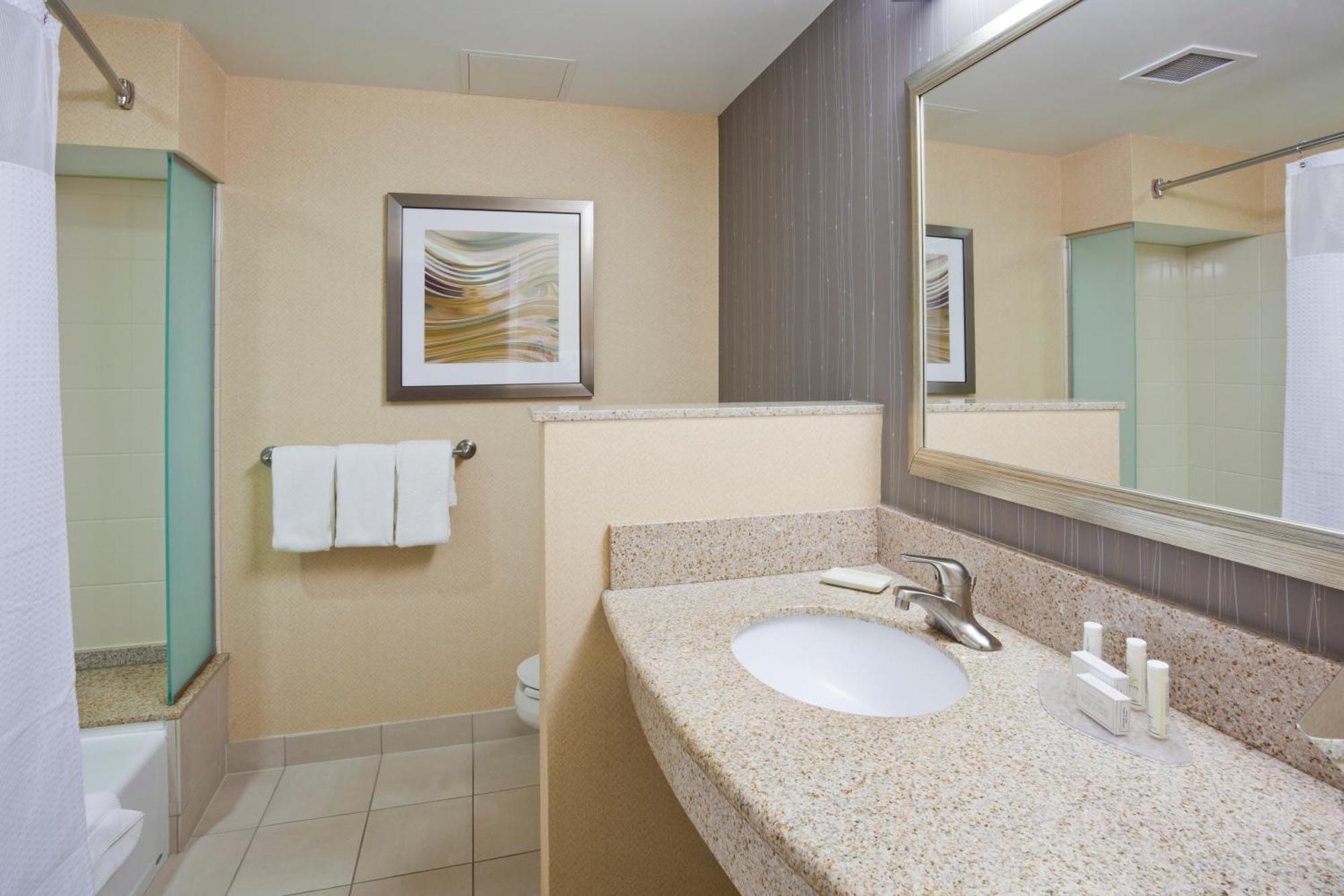 Courtyard Rochester Mayo Clinic Area/Saint Marys Εξωτερικό φωτογραφία